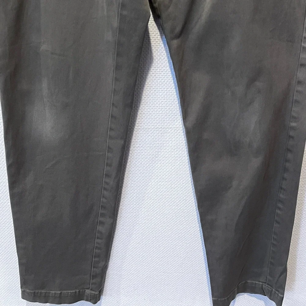Banana Republic versatile chinos